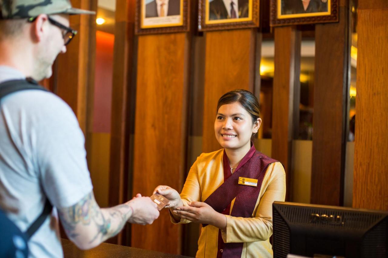 Royal Empire Premium Hotel Siem Reap Exteriör bild