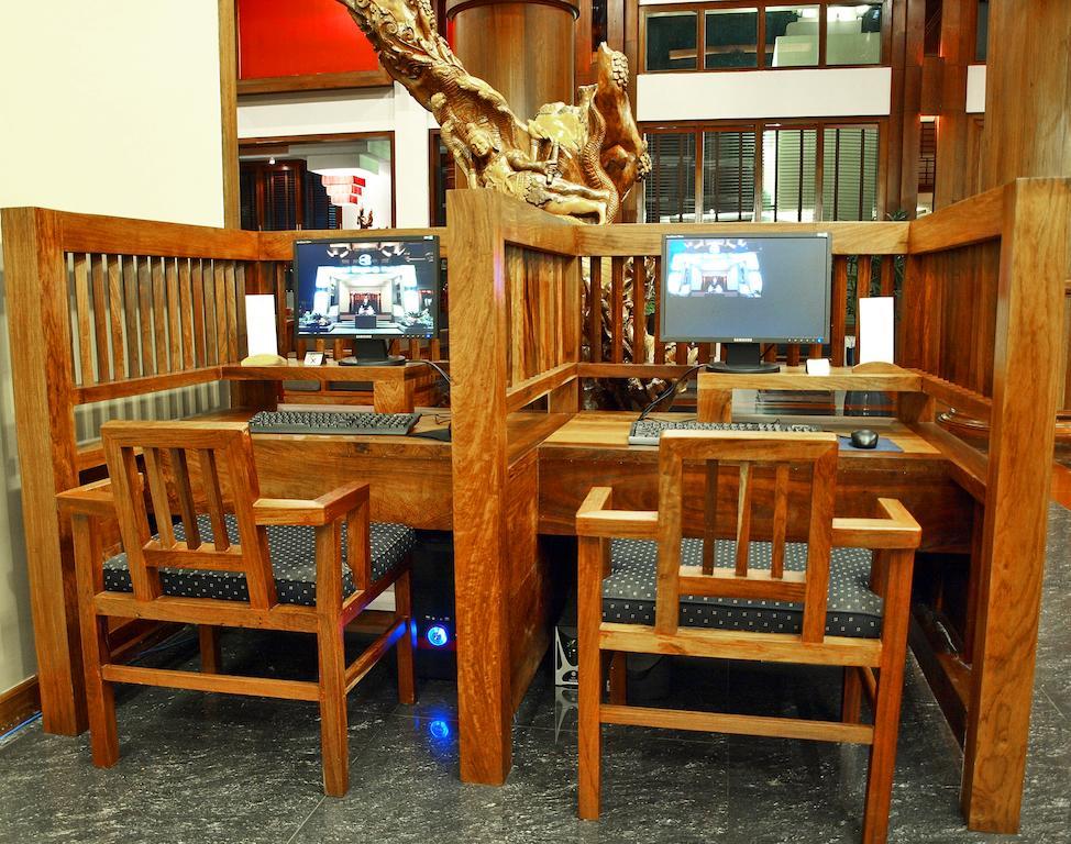 Royal Empire Premium Hotel Siem Reap Exteriör bild